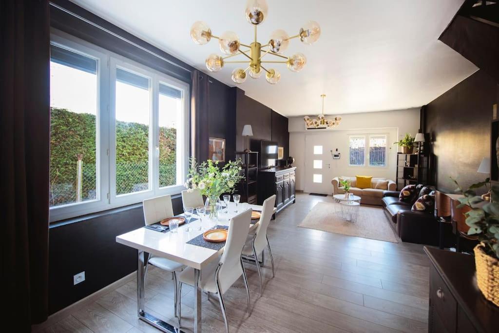 Jolie Maison Sur Orleans, Parking & Climatisation מראה חיצוני תמונה